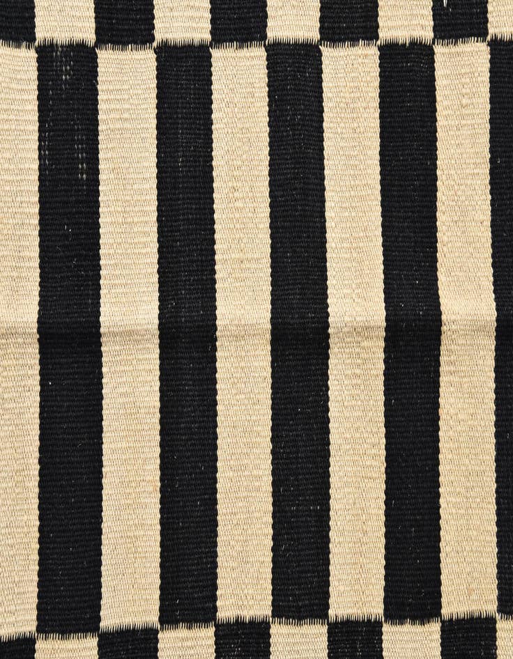 Detail image of  3' 4 x 4' 10  Hand Woven Kilim Modern Wool Rug