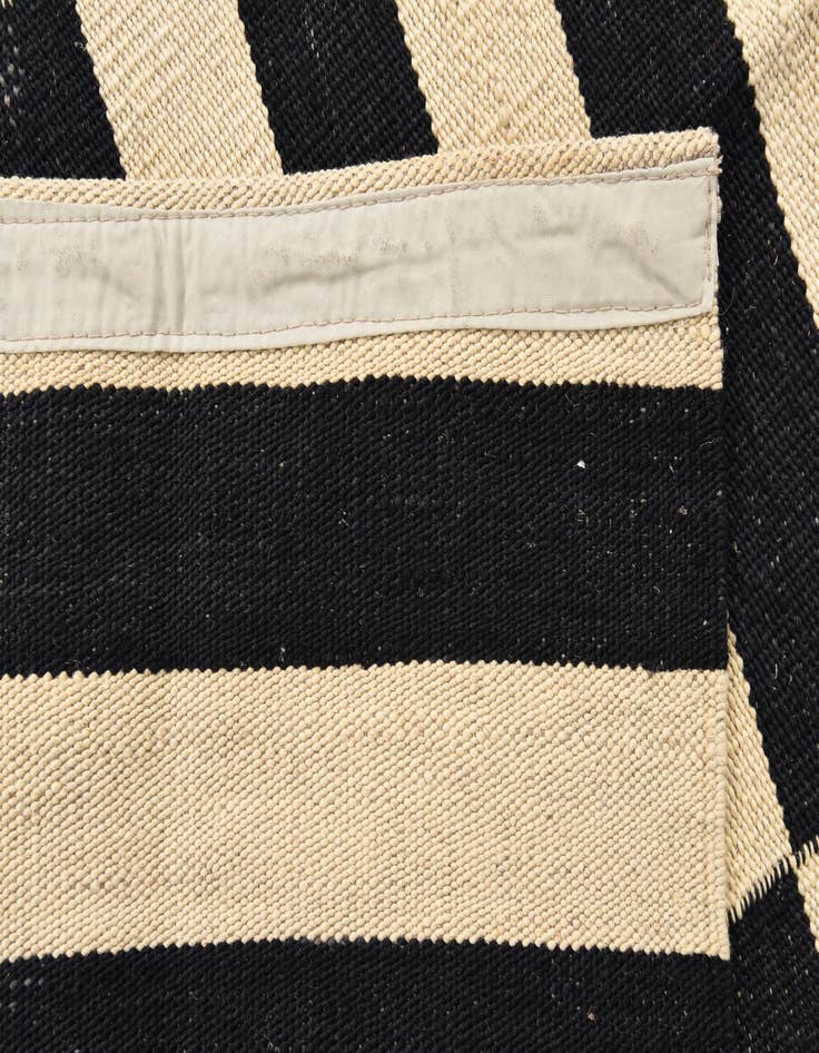 Detail image of  3' 4 x 4' 10  Hand Woven Kilim Modern Wool Rug