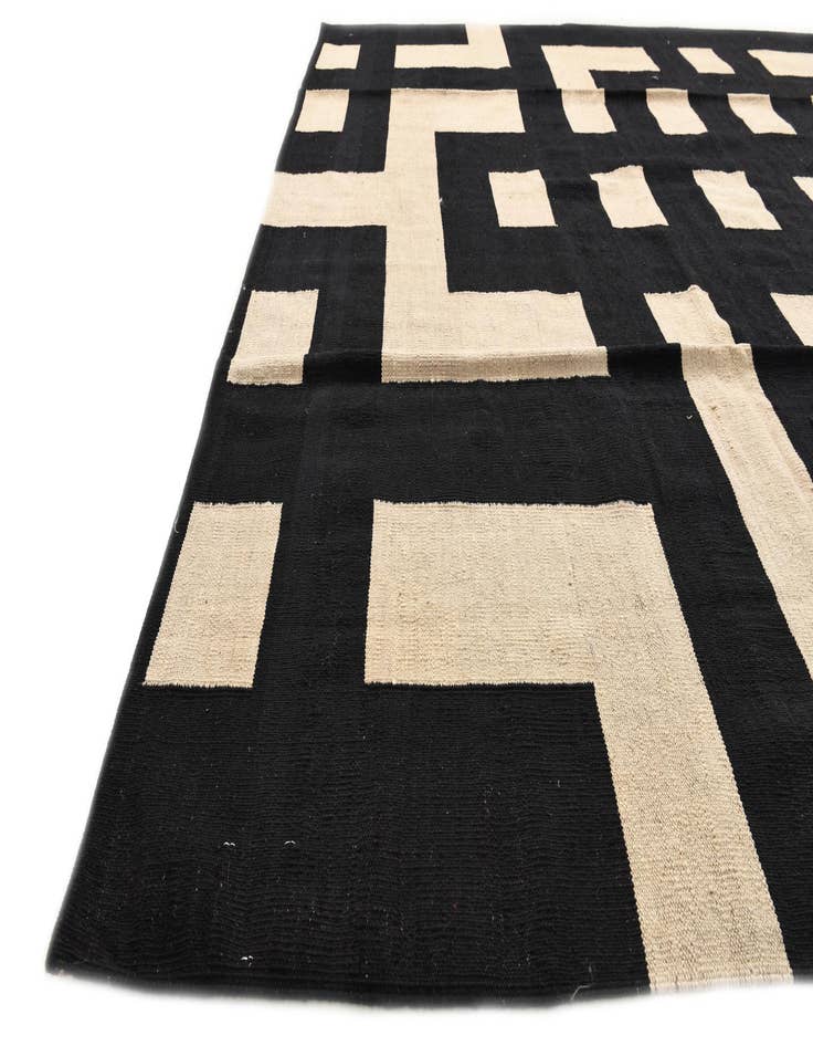 Detail image of  8' 6 x 9' 7  Hand Woven Kilim Modern Wool Rug