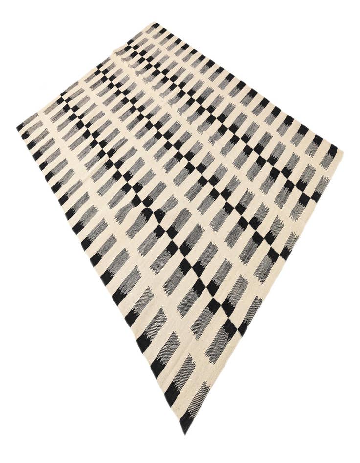 Detail image of  5' 8 x 7' 9  Hand Woven Kilim Modern Wool Rug