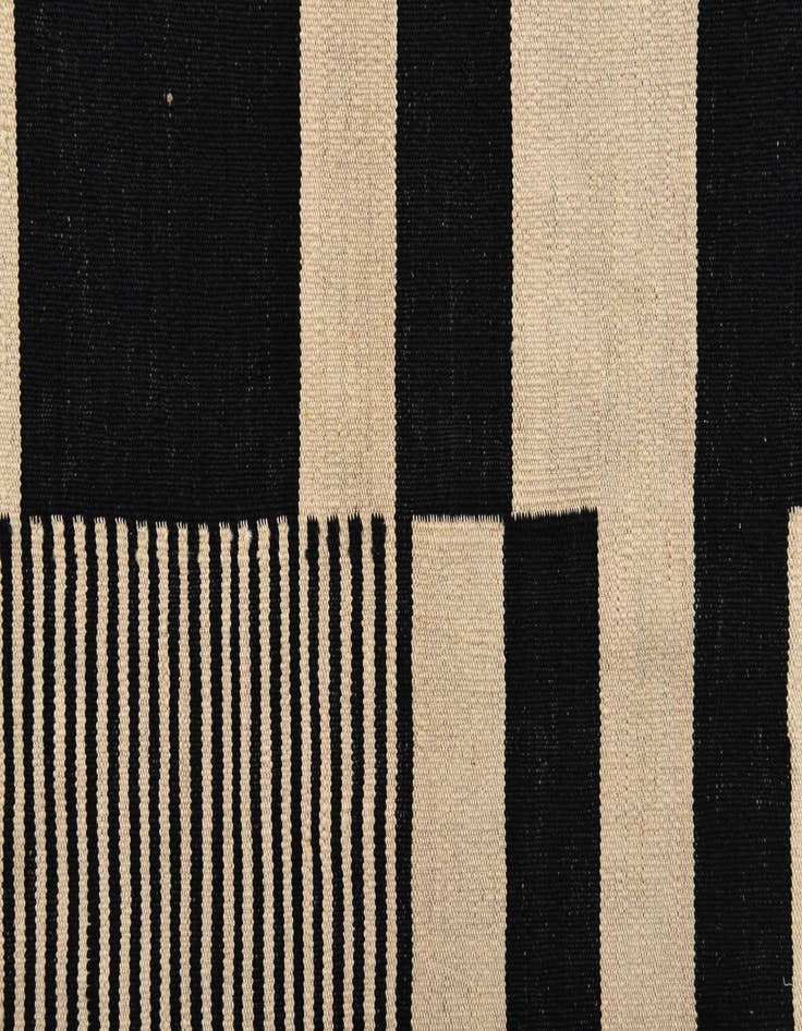 Detail image of  6' 7 x 9' 8  Hand Woven Kilim Modern Wool Rug