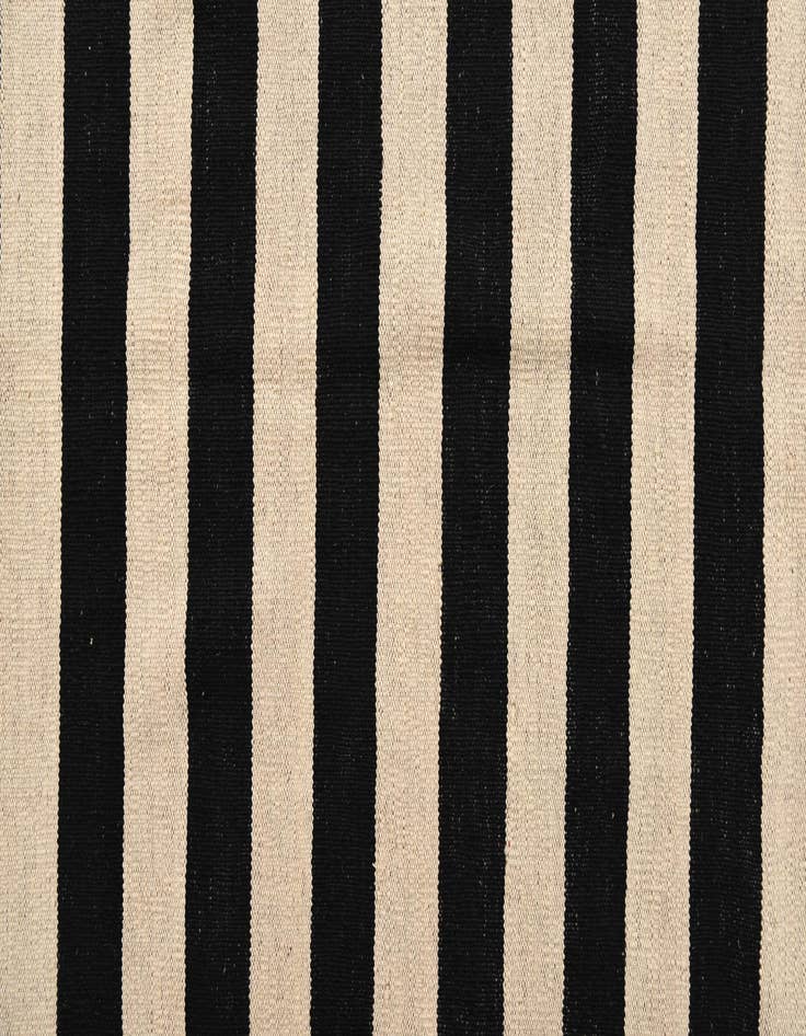 Detail image of  8' 6 x 9' 10  Hand Woven Kilim Modern Wool Rug