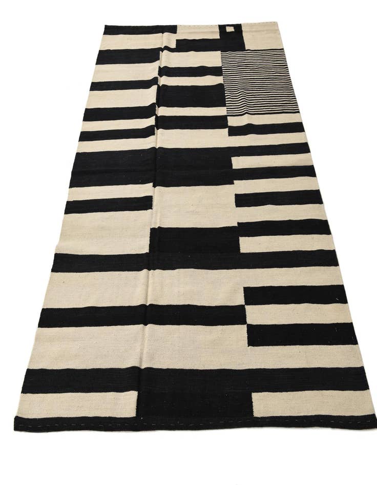 Detail image of  5' 8 x 7' 7  Hand Woven Kilim Modern Wool Rug