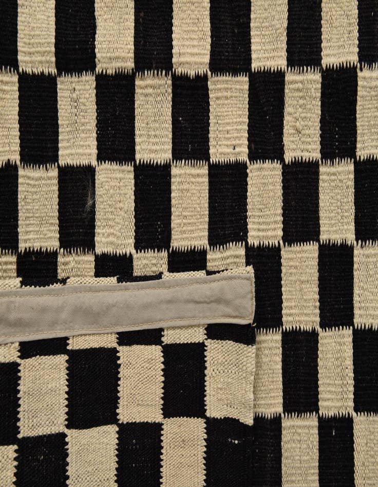 Detail image of  8' 6 x 11' 6  Hand Woven Kilim Modern Wool Rug