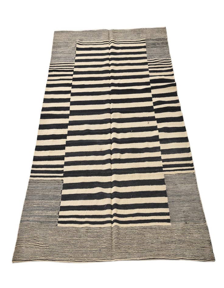 Detail image of  4' 2 x 5' 9  Hand Woven Kilim Modern Wool Rug