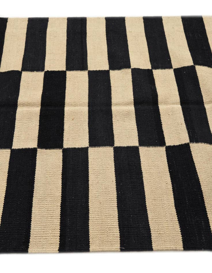 Detail image of  3' 2 x 5'  Hand Woven Kilim Modern Wool Rug