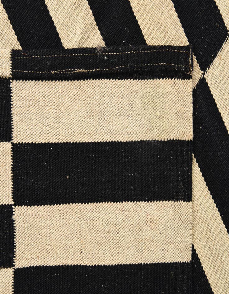 Detail image of  3' 4 x 4' 9  Hand Woven Kilim Modern Wool Rug