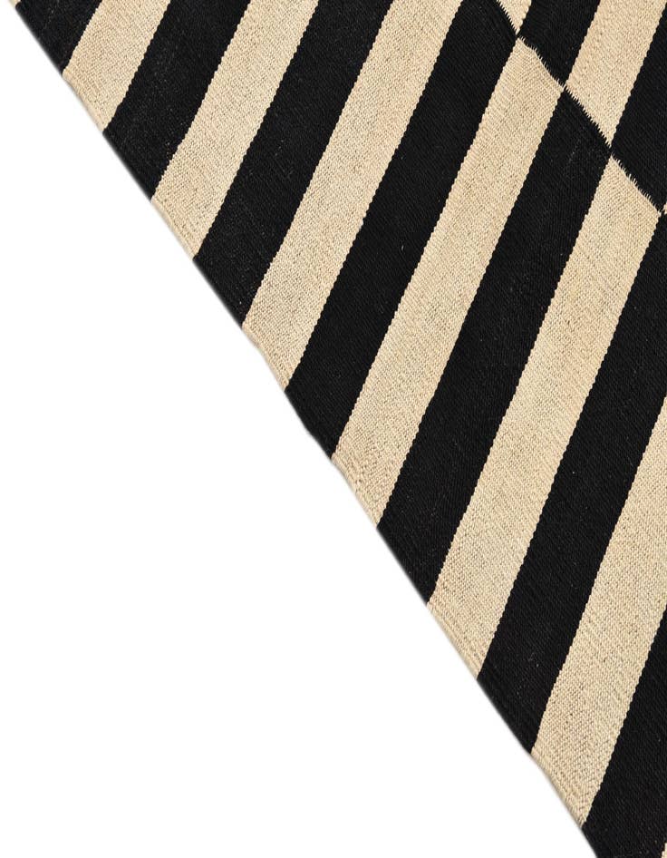 Detail image of  3' 4 x 4' 10  Hand Woven Kilim Modern Wool Rug