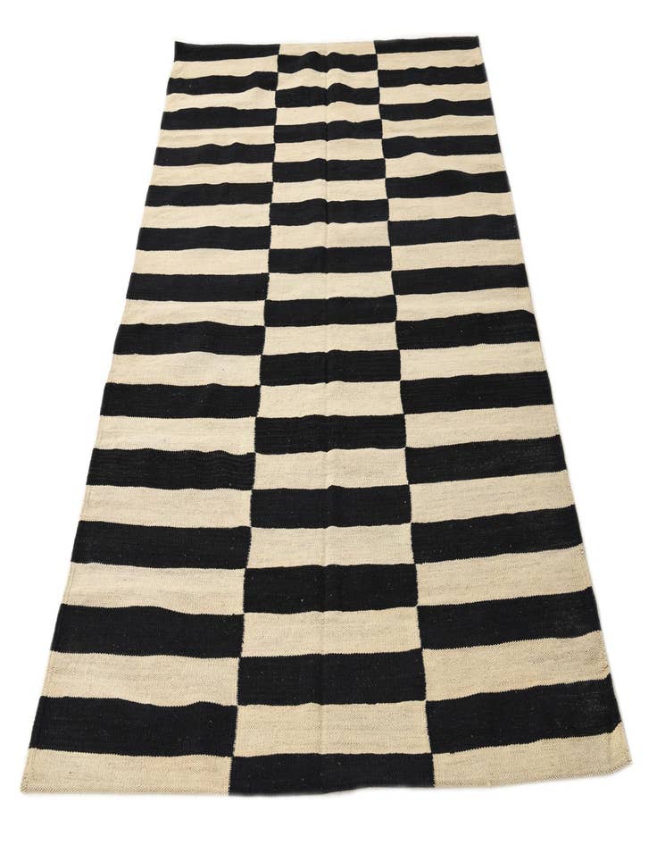 Detail image of  4' 1 x 5' 11  Hand Woven Kilim Modern Wool Rug