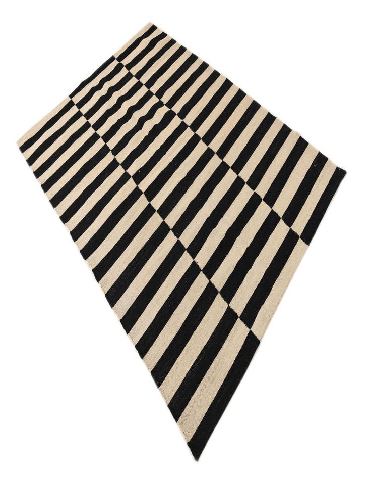 Detail image of  4' 2 x 5' 11  Hand Woven Kilim Modern Wool Rug