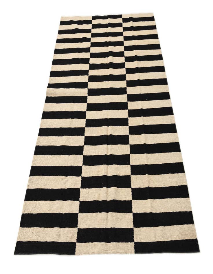 Detail image of  4' 3 x 5' 11  Hand Woven Kilim Modern Wool Rug