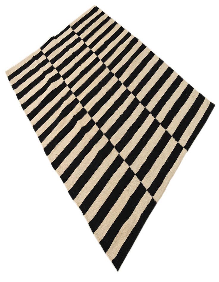 Detail image of  4' 2 x 5' 9  Hand Woven Kilim Modern Wool Rug