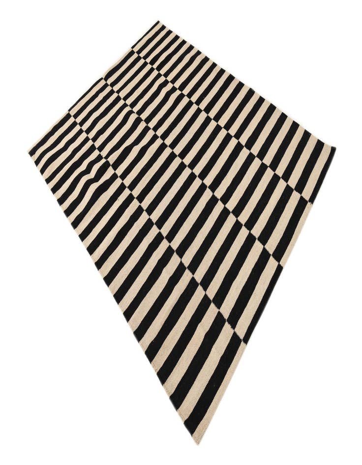 Detail image of  5' x 6' 4  Hand Woven Kilim Modern Wool Rug