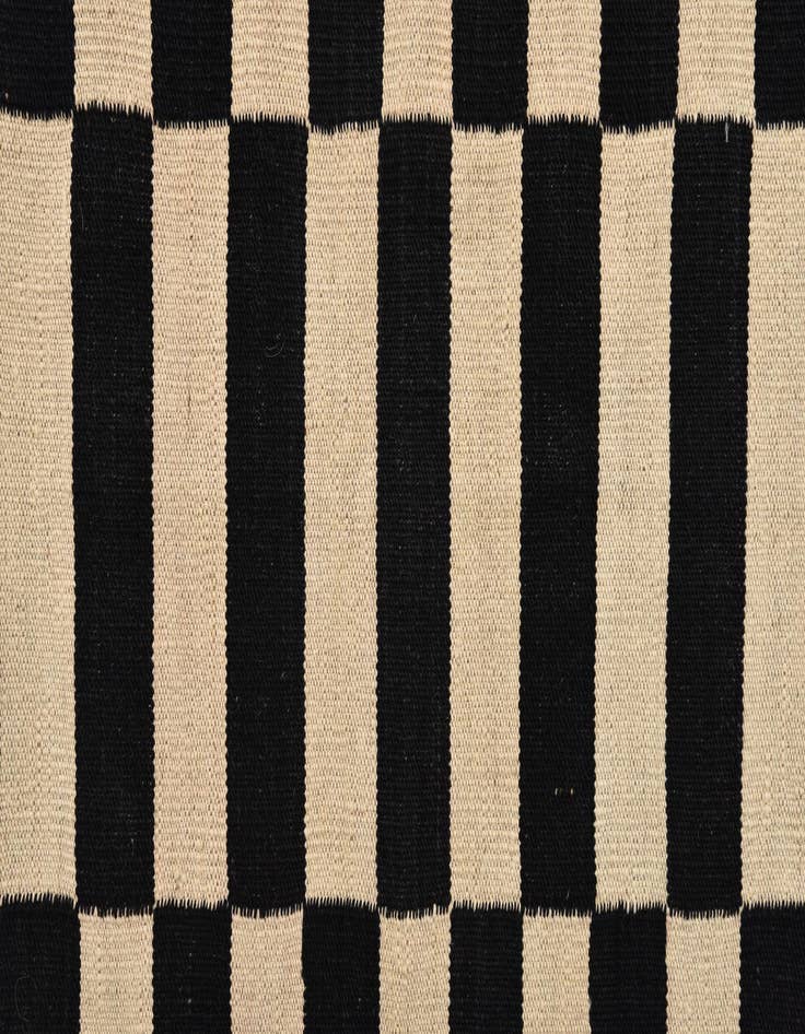 Detail image of  3' 6 x 4' 10  Hand Woven Kilim Modern Wool Rug