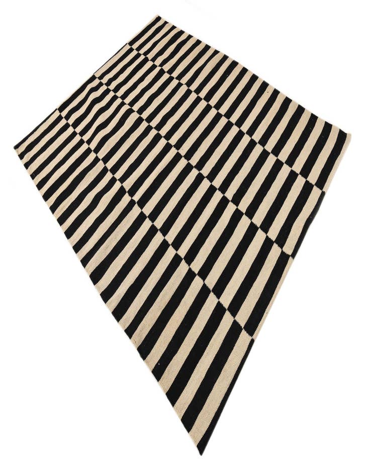 Detail image of  5' x 6' 4  Hand Woven Kilim Modern Wool Rug