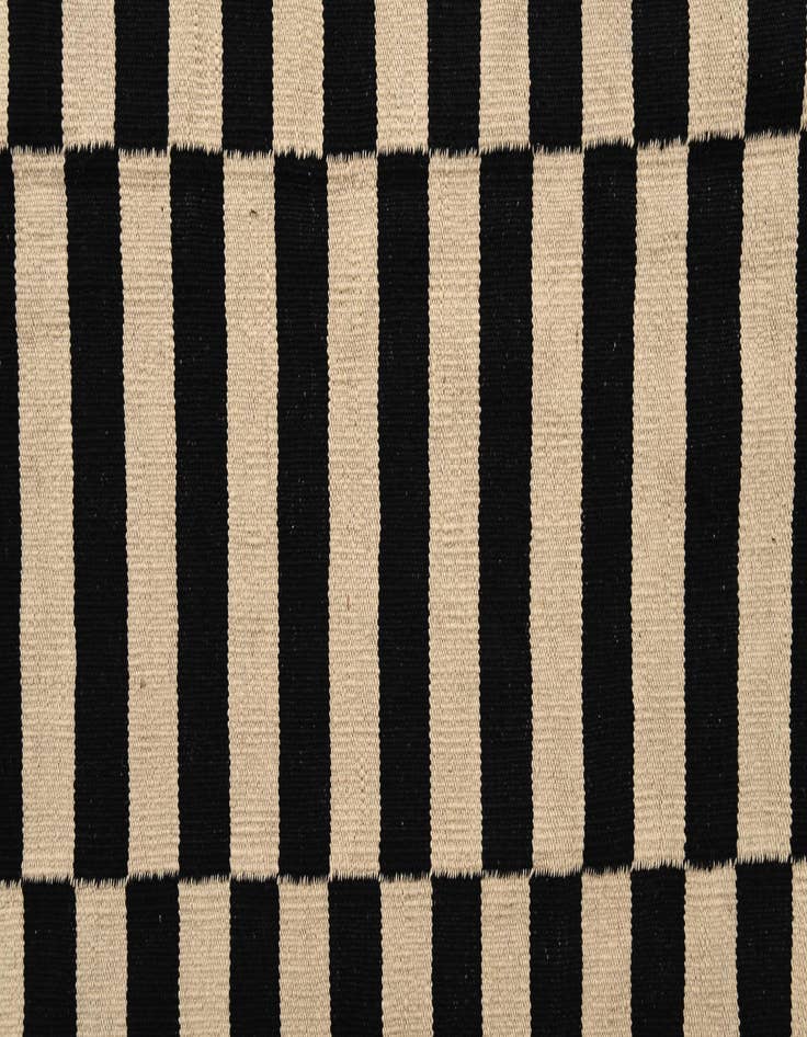 Detail image of  5' x 6' 4  Hand Woven Kilim Modern Wool Rug