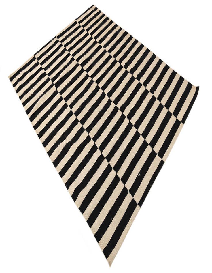 Detail image of  5' x 6' 4  Hand Woven Kilim Modern Wool Rug