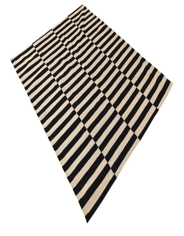 Detail image of  4' 11 x 6' 4  Hand Woven Kilim Modern Wool Rug