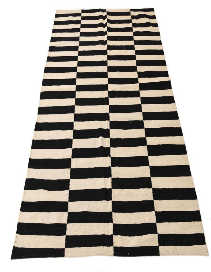 Detail image of  5' 1 x 6' 8  Hand Woven Kilim Modern Wool Rug