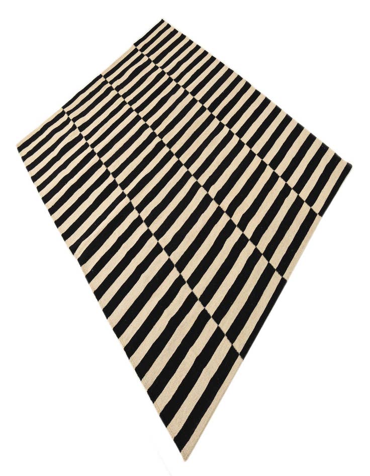 Detail image of  5' 2 x 6' 4  Hand Woven Kilim Modern Wool Rug