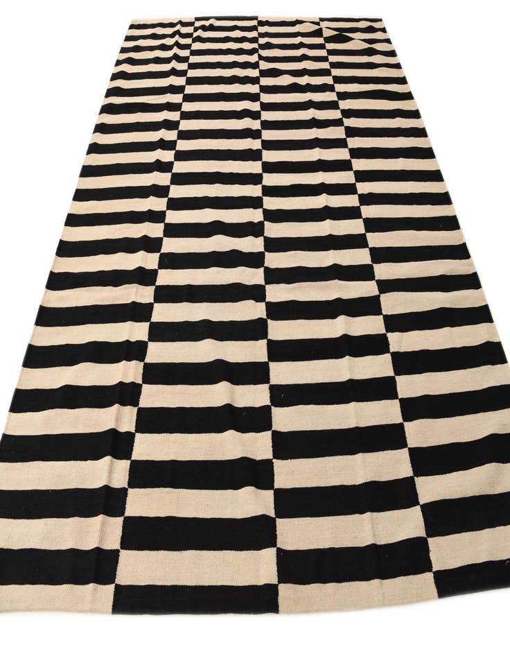 Detail image of  8' 2 x 9' 8  Hand Woven Kilim Modern Wool Rug