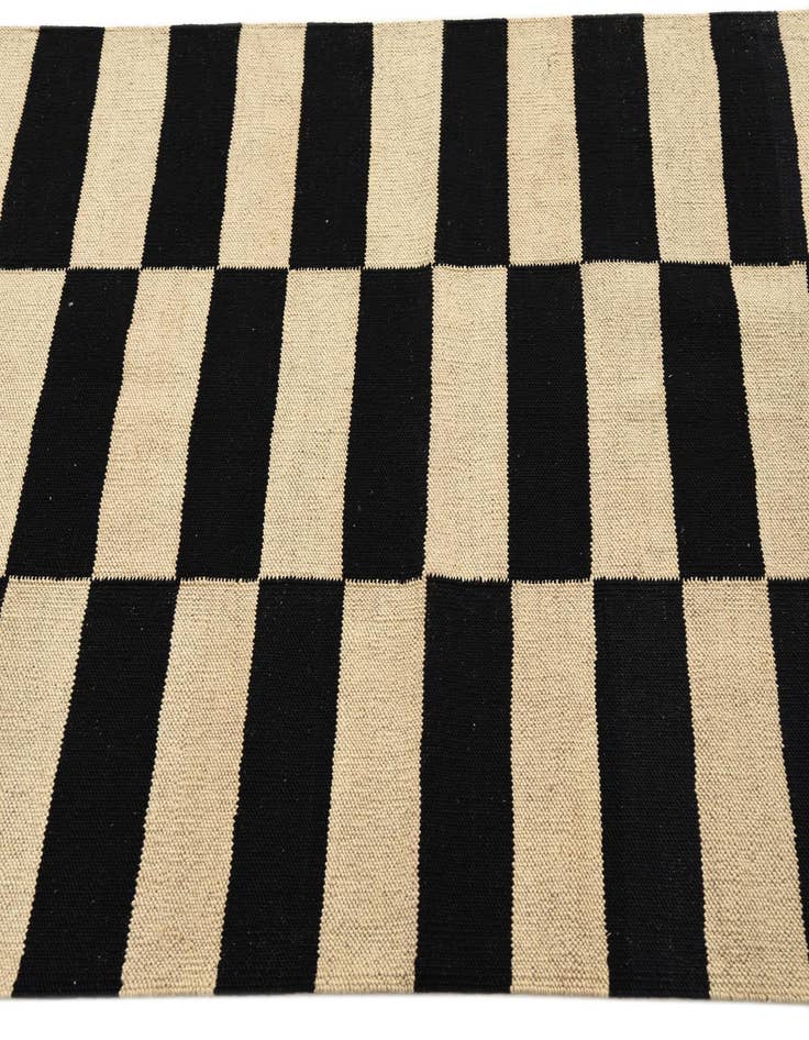 Detail image of  3' 5 x 4' 9  Hand Woven Kilim Modern Wool Rug