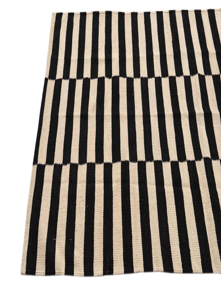 Detail image of  3' 6 x 6' 4  Hand Woven Kilim Modern Wool Rug