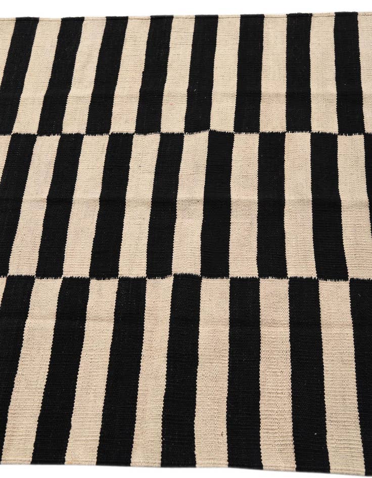 Detail image of  3' 6 x 6' 4  Hand Woven Kilim Modern Wool Rug