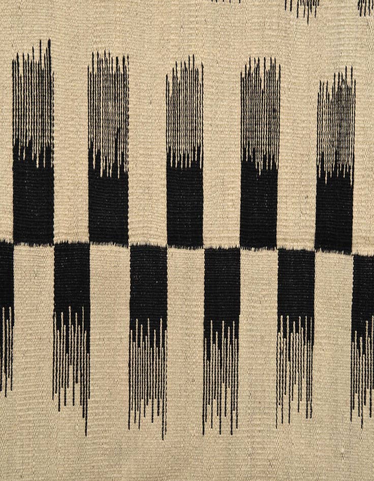 Detail image of  5' 5 x 7' 9  Hand Woven Kilim Modern Wool Rug