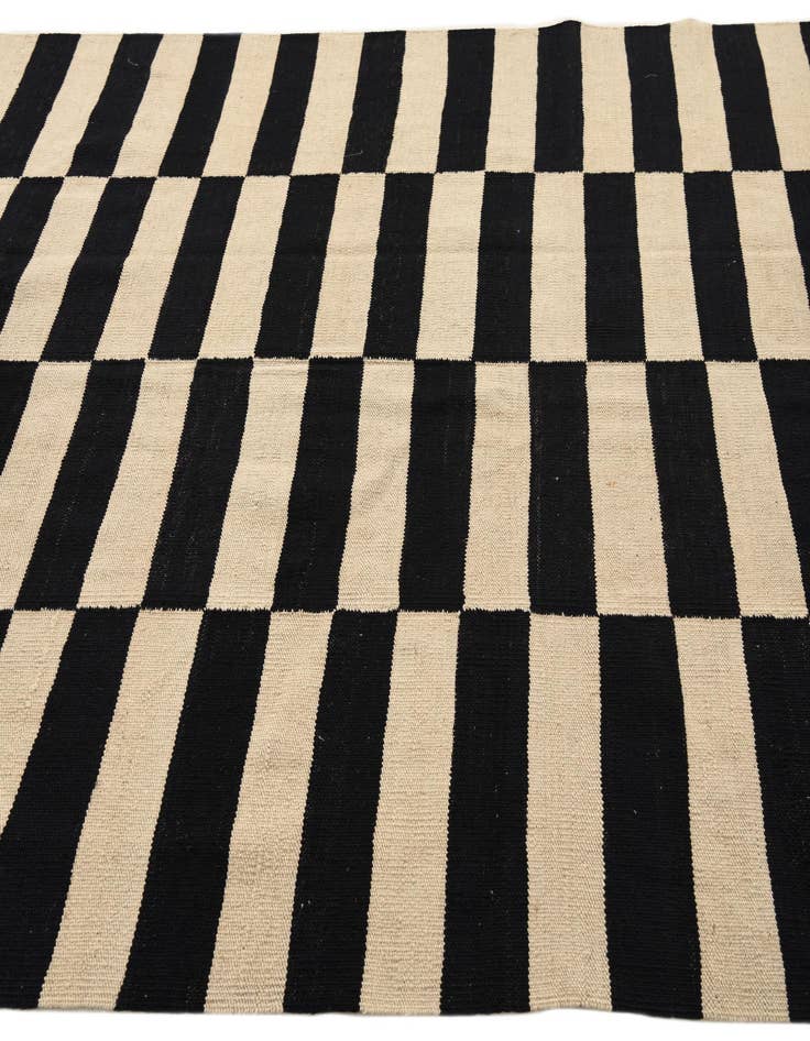 Detail image of  5' 8 x 7' 11  Hand Woven Kilim Modern Wool Rug