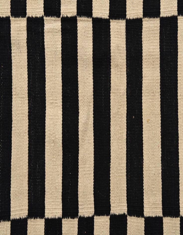 Detail image of  5' 8 x 7' 11  Hand Woven Kilim Modern Wool Rug