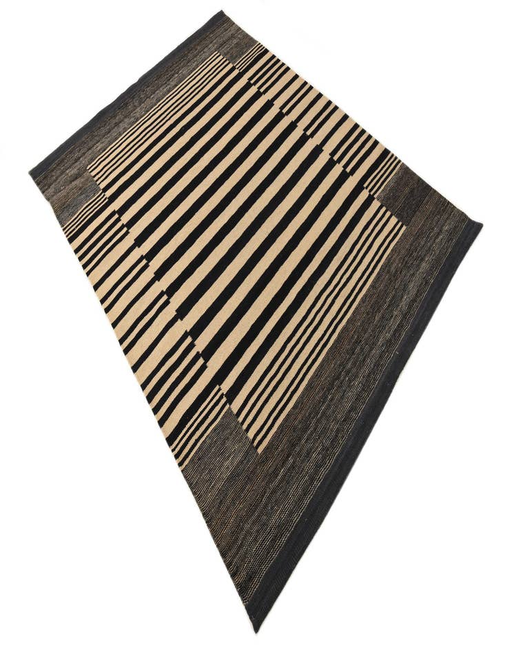 Detail image of  4' 8 x 6' 4  Hand Woven Kilim Modern Wool Rug