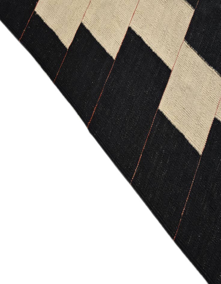 Detail image of  8' 6 x 9' 4  Hand Woven Kilim Modern Wool Rug