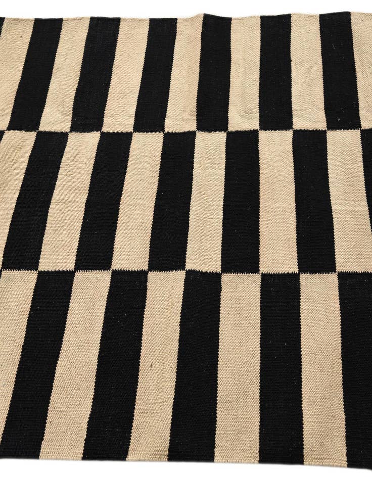 Detail image of  3' 5 x 4' 10  Hand Woven Kilim Modern Wool Rug