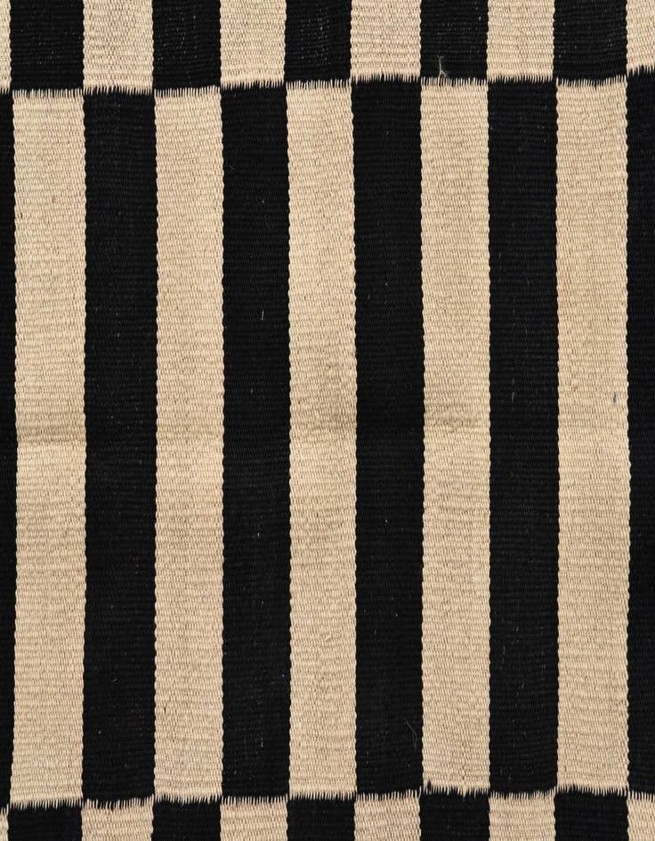 Detail image of  3' 4 x 4' 11  Hand Woven Kilim Modern Wool Rug