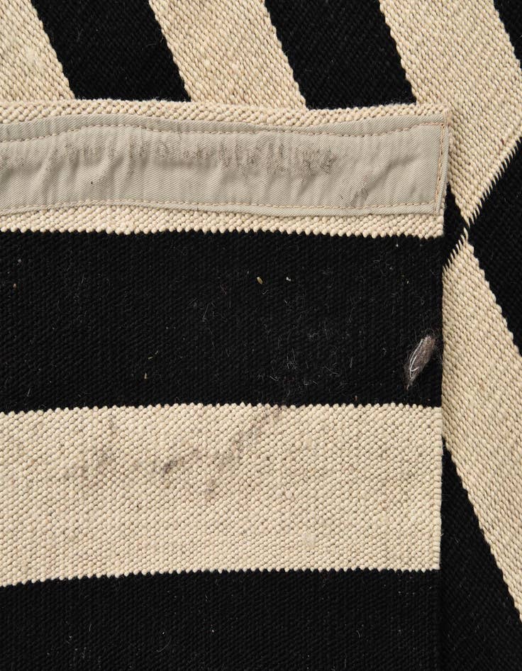 Detail image of  3' 4 x 4' 10  Hand Woven Kilim Modern Wool Rug