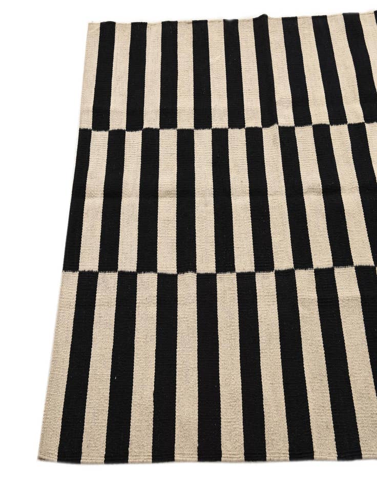 Detail image of  3' 4 x 4' 11  Hand Woven Kilim Modern Wool Rug