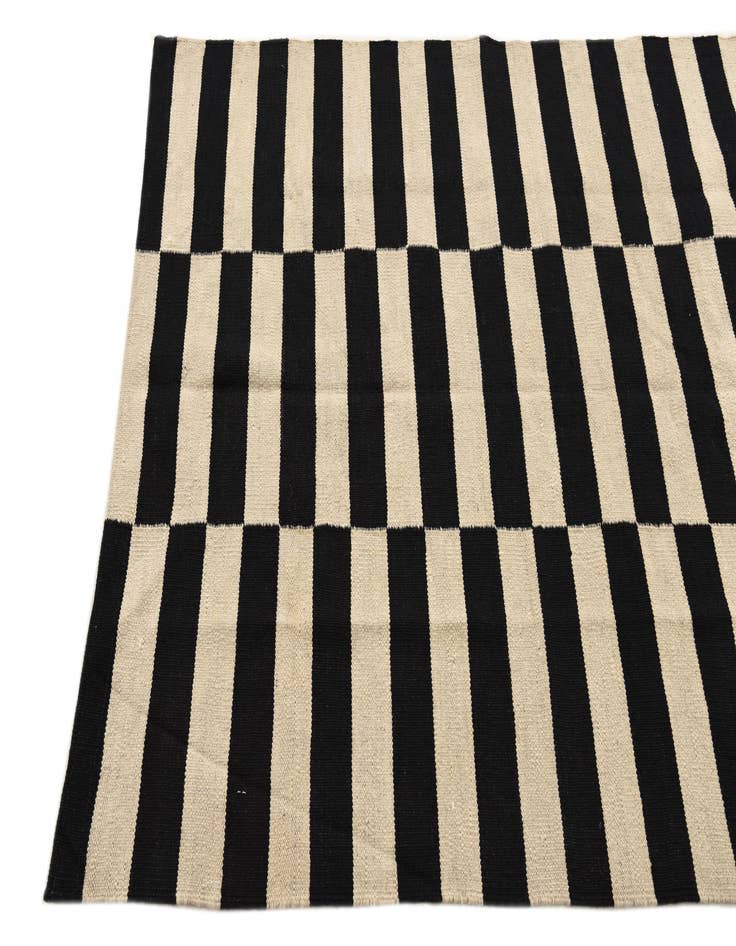 Detail image of  3' 6 x 4' 9  Hand Woven Kilim Modern Wool Rug