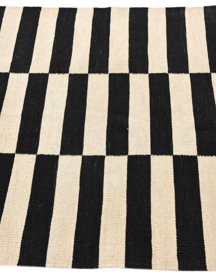 Detail image of  3' 4 x 4' 10  Hand Woven Kilim Modern Wool Rug