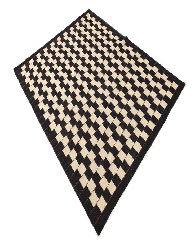 Detail image of  5' 1 x 6' 5  Hand Woven Kilim Modern Wool Rug