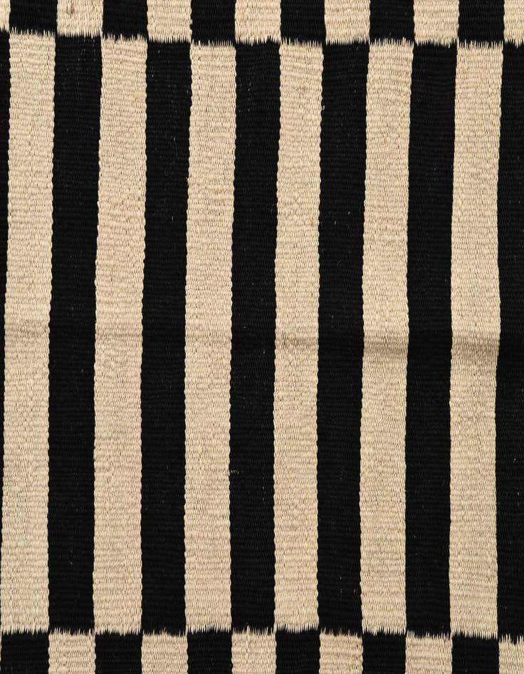 Detail image of  3' 5 x 6' 3  Hand Woven Kilim Modern Wool Rug