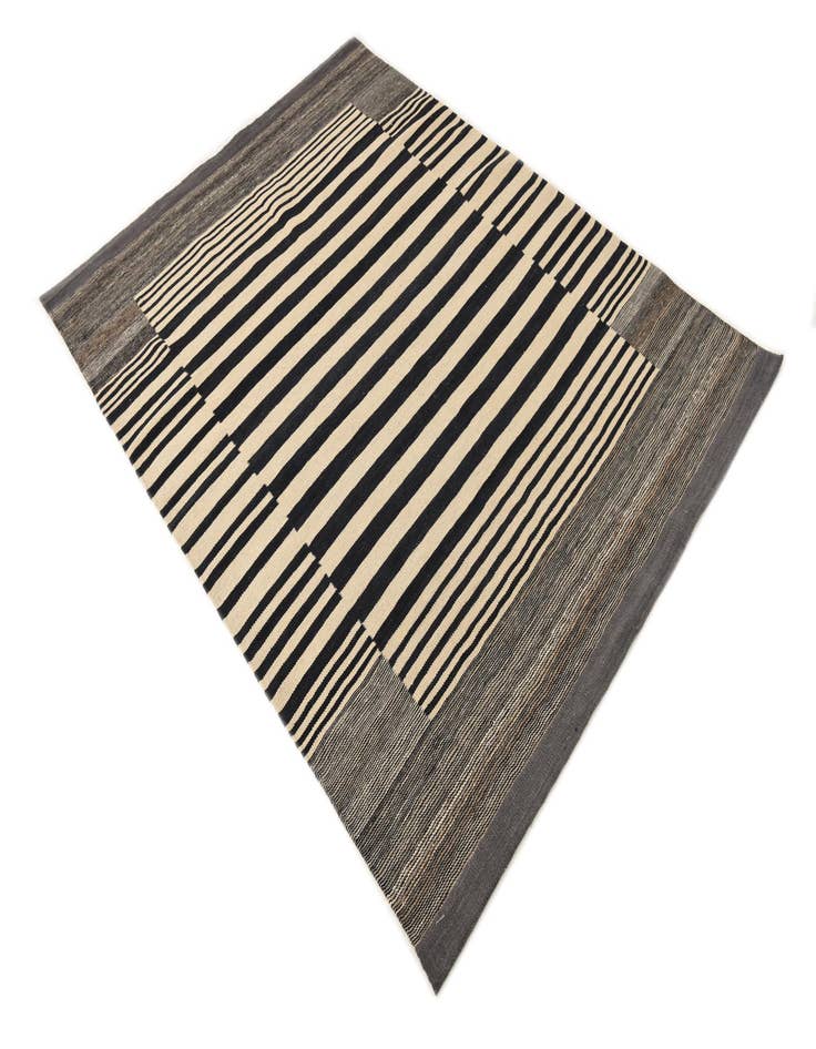 Detail image of  4' 9 x 6' 5  Hand Woven Kilim Modern Wool Rug