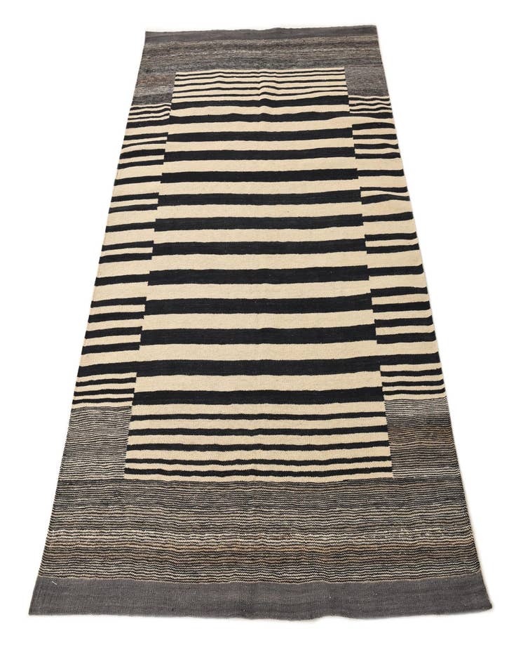 Detail image of  4' 9 x 6' 5  Hand Woven Kilim Modern Wool Rug