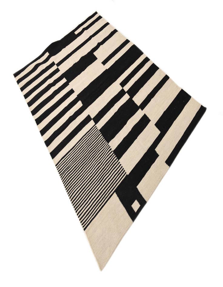 Detail image of  4' 8 x 6' 8  Hand Woven Kilim Modern Wool Rug