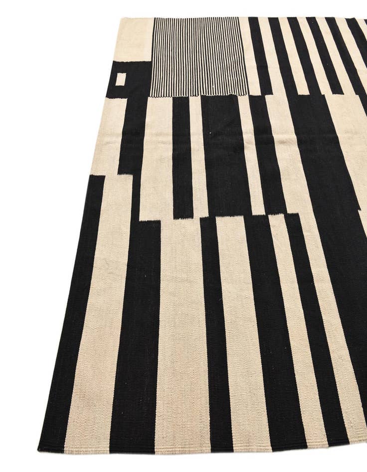 Detail image of  6' 9 x 9' 7  Hand Woven Kilim Modern Wool Rug