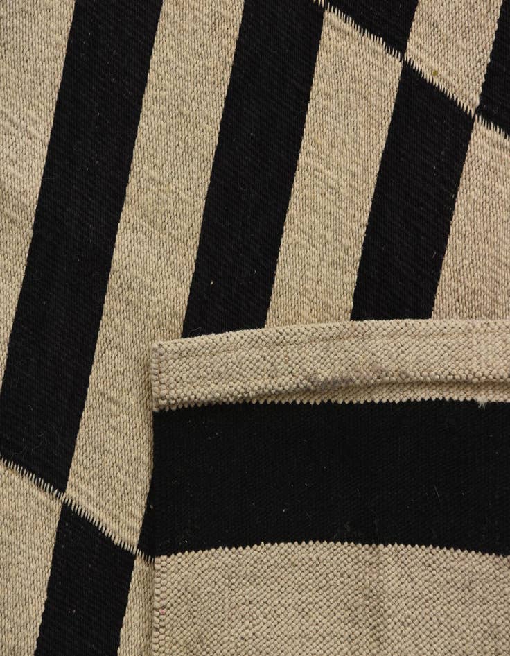 Detail image of  2' 8 x 3' 9  Hand Woven Kilim Modern Wool Rug