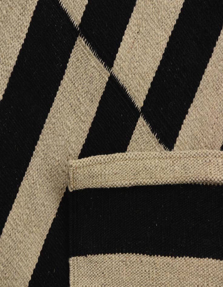 Detail image of  3' 4 x 4' 8  Hand Woven Kilim Modern Wool Rug