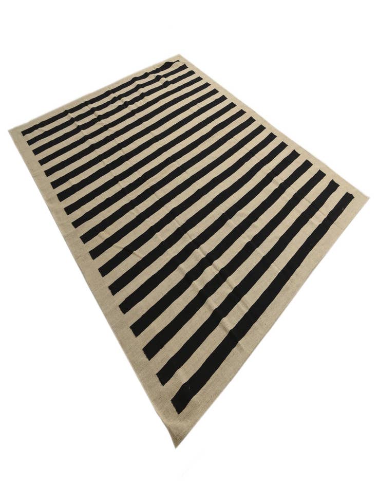 Detail image of  8' 3 x 9' 9  Hand Woven Kilim Modern Wool Rug