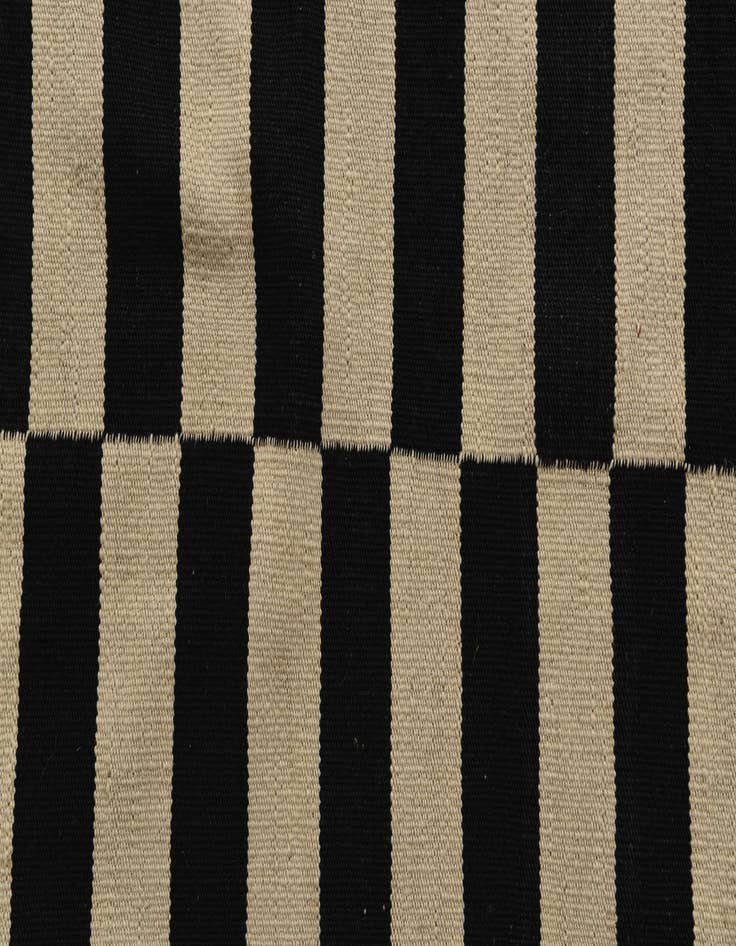 Detail image of  5' 8 x 7' 10  Hand Woven Kilim Modern Wool Rug