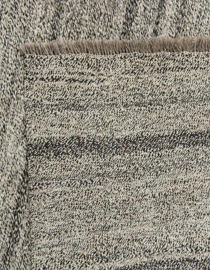 Detail image of  7' 10 x 9' 7  Hand Woven Kilim Modern Wool Rug